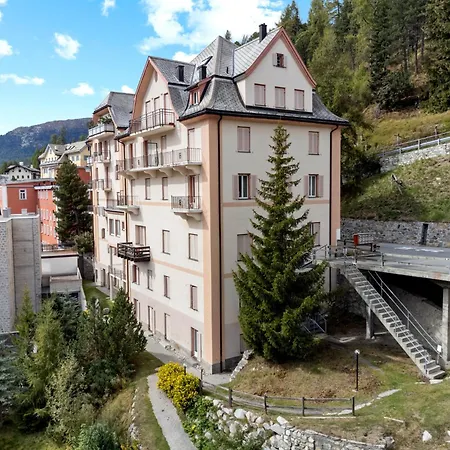 Apartament Abitaziun Bristol - Champfer